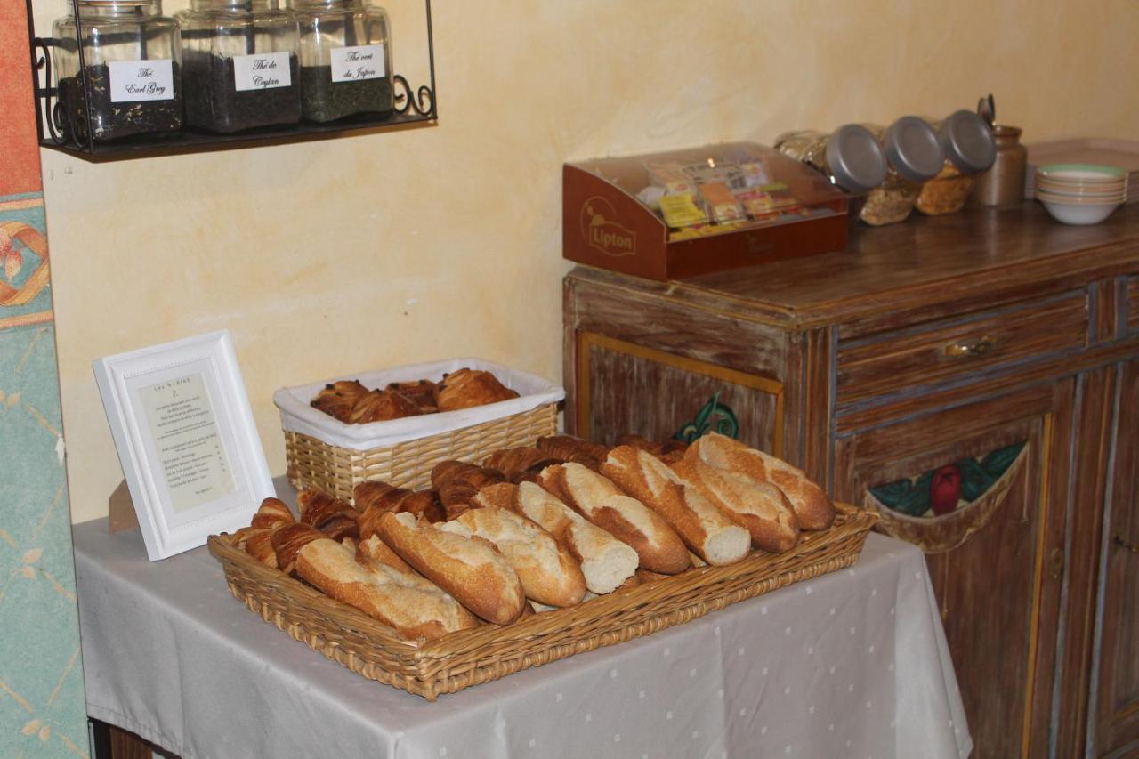 Logis Hotel Restaurant Les Norias Cazilhac  Buitenkant foto